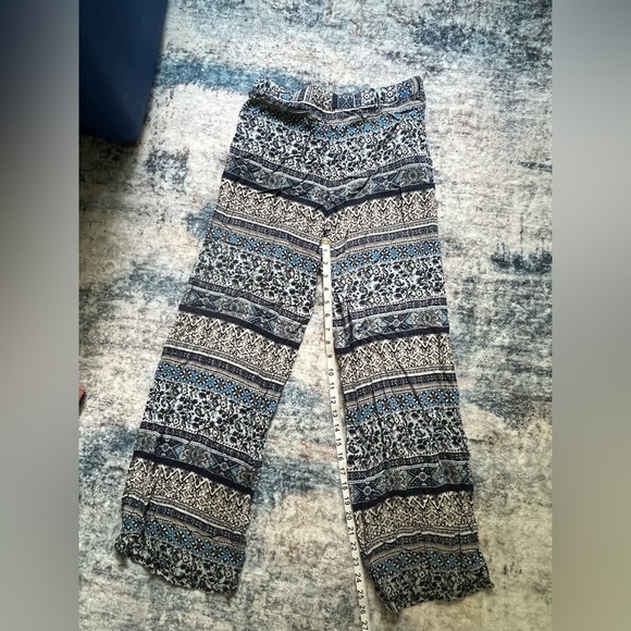 Bohemian Patterned Pants in Blue and Black - Picture 6 of 7